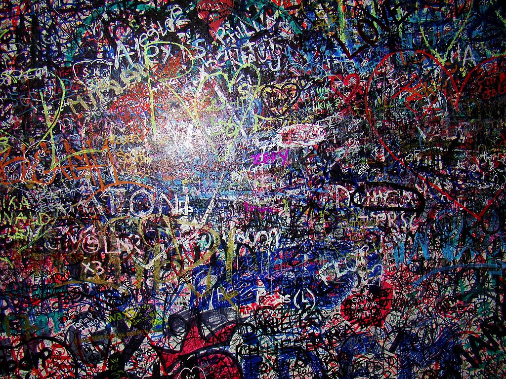 1024px-Juliet's_wall_with_names